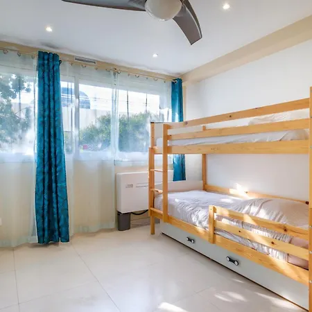 - Marina Baie Des Anges Apartment Villeneuve-Loubet