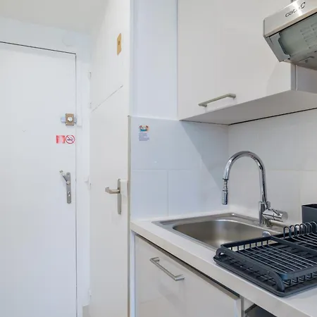 - Marina Baie Des Anges Apartment *